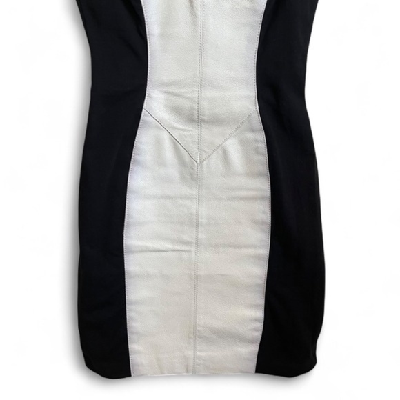 Wilsons Leather Two Tone Black White Mini Dress XS Genuine Leather Halter Cutout - Picture 6 of 9